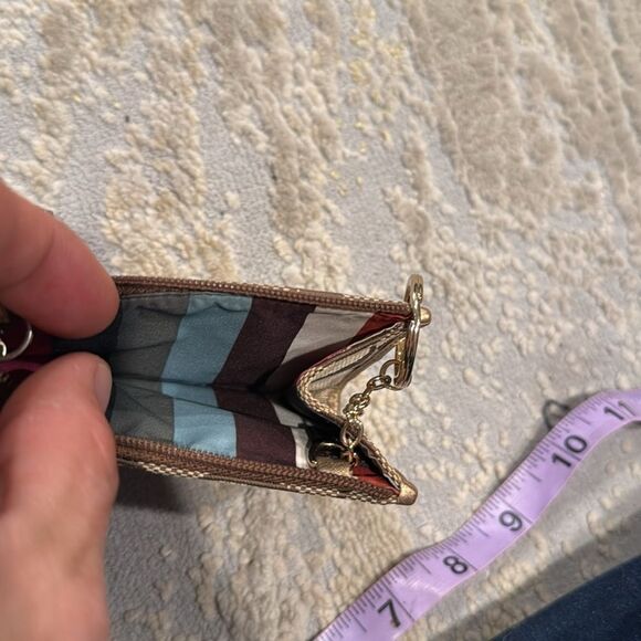 COACH gold stile Signature Coin Purse in like new condition - Picture 7 of 9